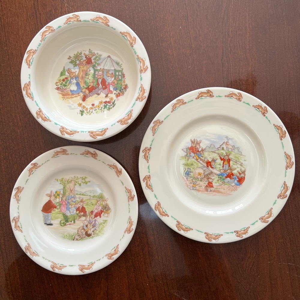 Royal Doulton Cream Ceramic Bowl Set